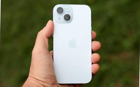 Apple iPhone 15