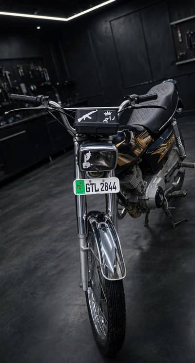 1.20,, bike ma 1 ropy ka b kam nhi ha all ok