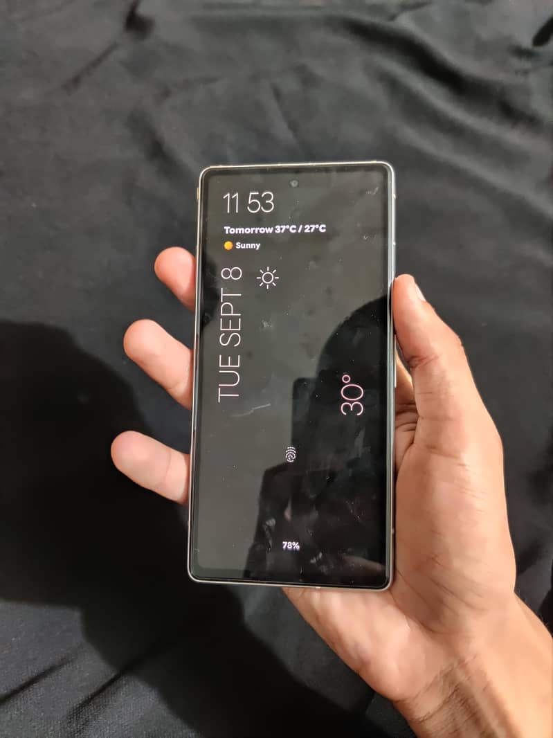 Google Pixel 7a 1