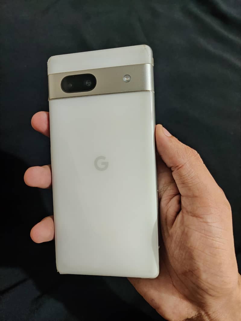 Google Pixel 7a 4