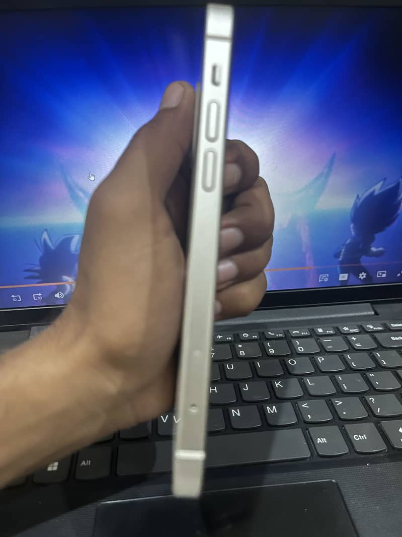 iPhone 12 2