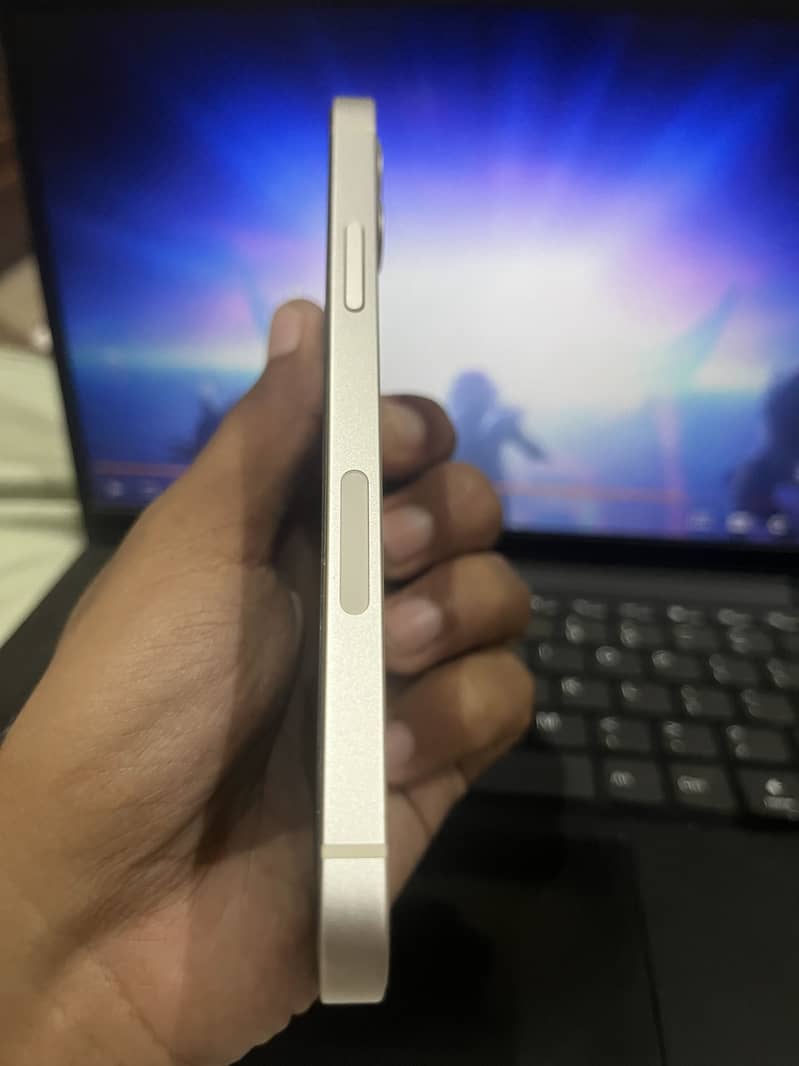 iPhone 12 3
