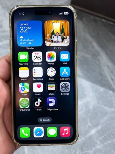 Apple iPhone 12