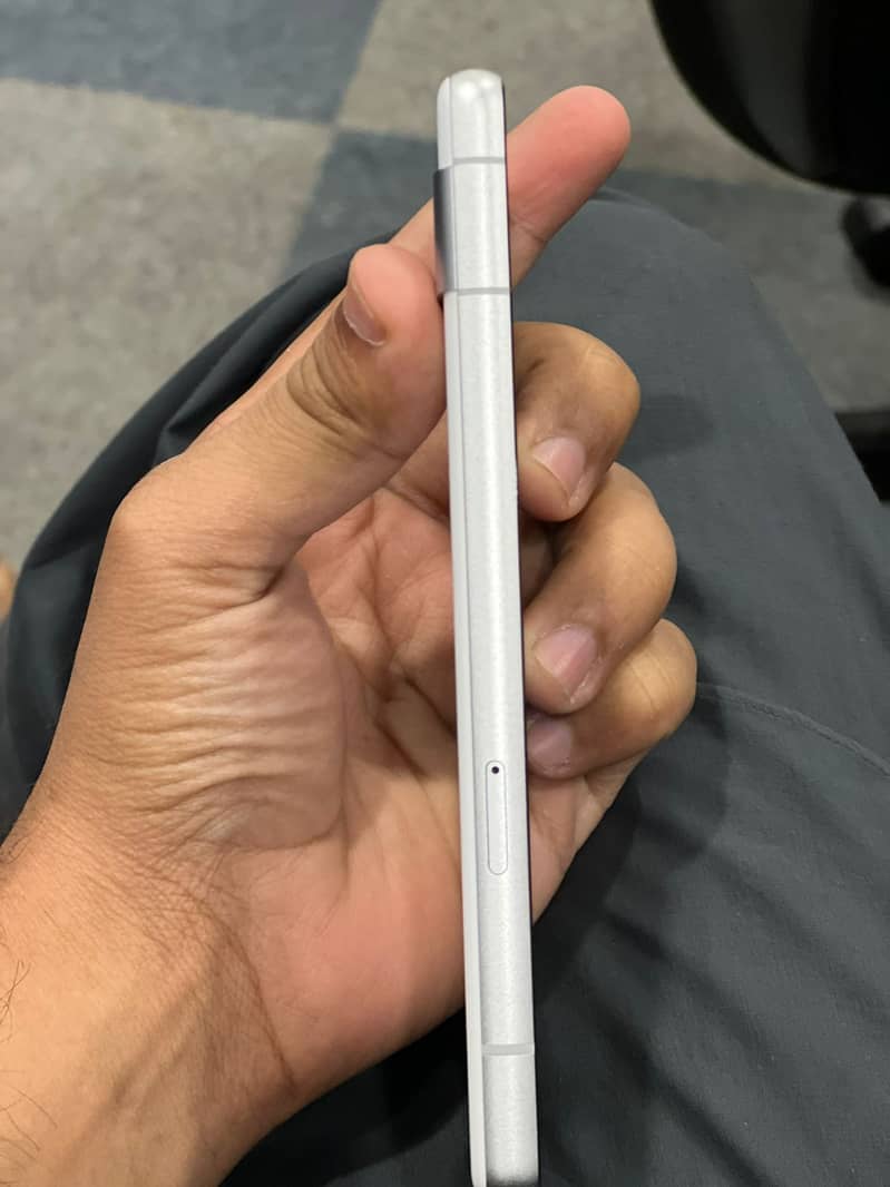 Google Pixel 7a 3