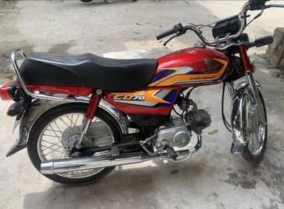 Honda CD 70 in new condition Call 03239099041