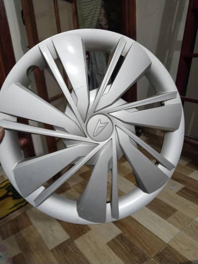 Mira original wheel cap