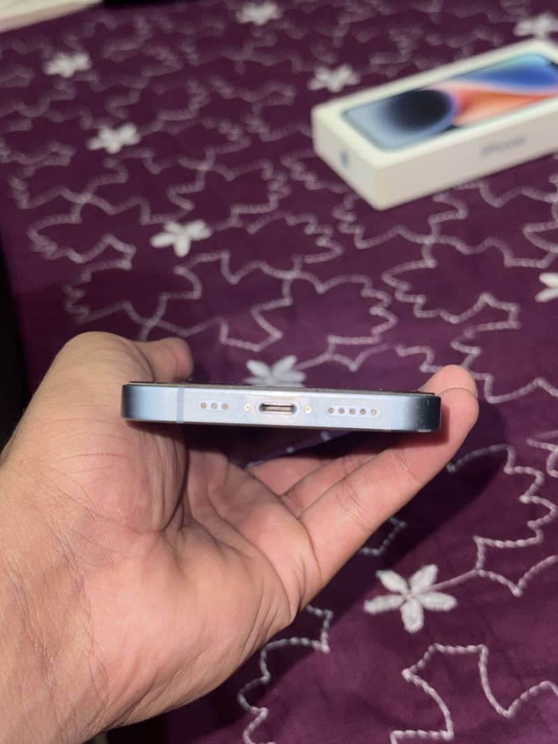 Apple iPhone 14 3