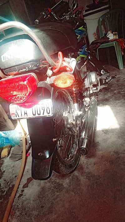 unique bike 2025 ka 4 mahinay ka model hai