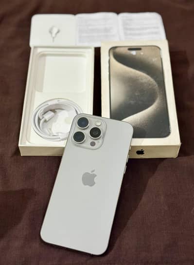 iPhone 15 Pro Max 256gb HK Complete Box