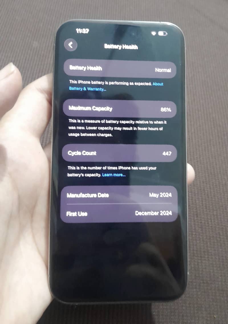 Apple iPhone 15 Pro Max 4
