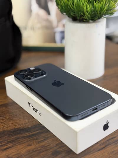Apple iPhone 15 Pro