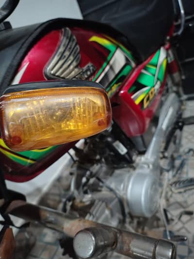Honda cd 70 model 2022 (Red)