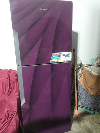 Fridge Gree jumbo size