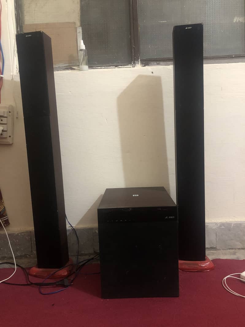 F&d tx400 speaker 0