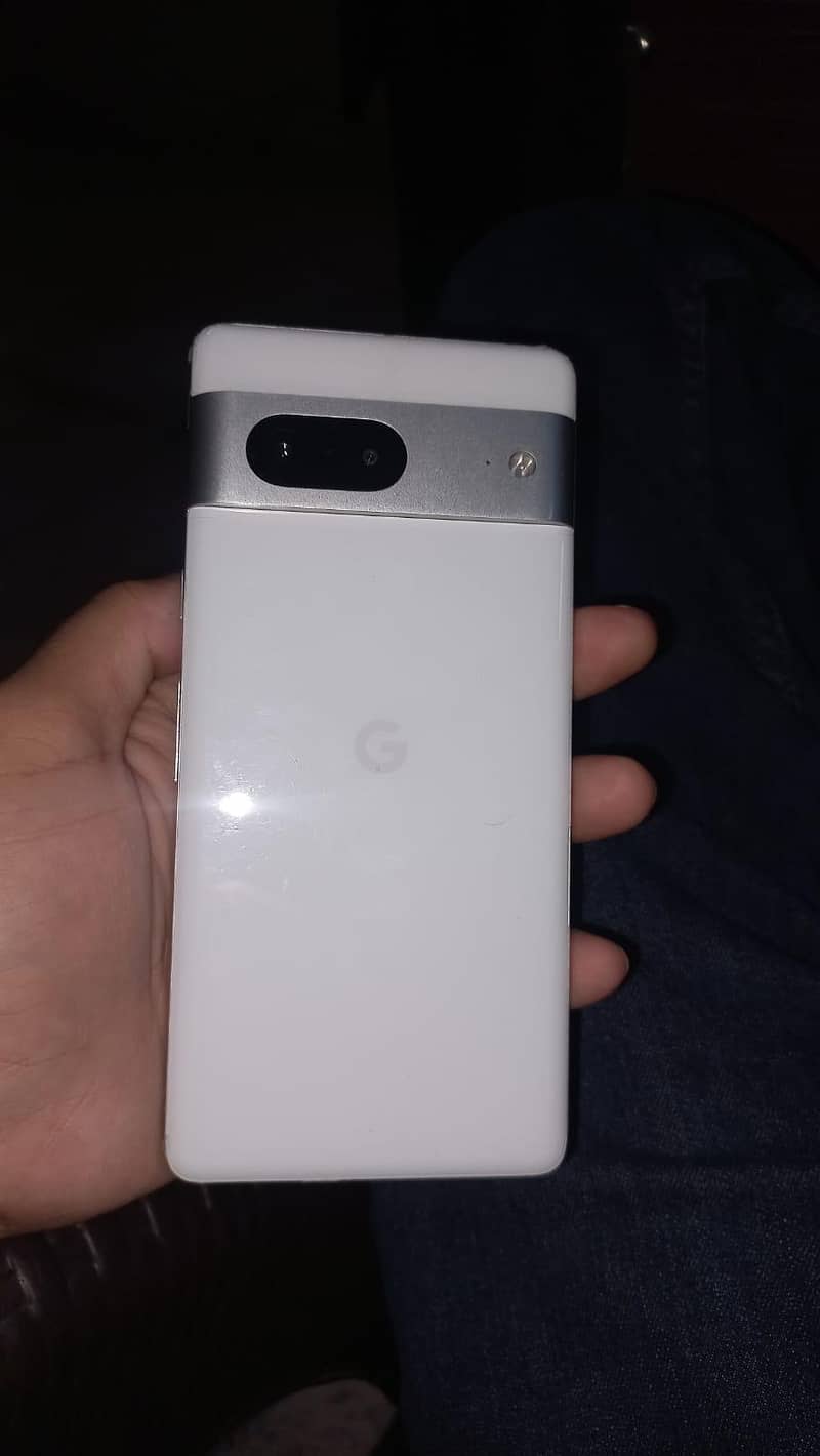 Google Pixel 7 5