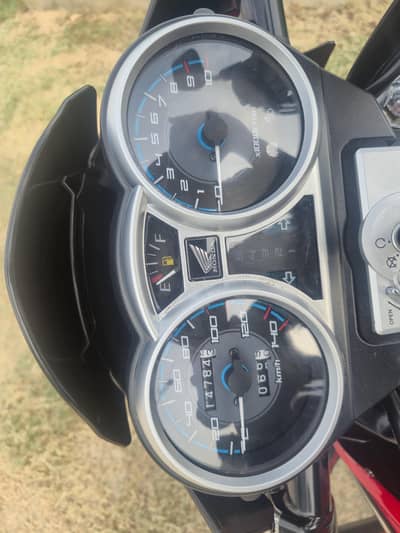 Honda CB150F
