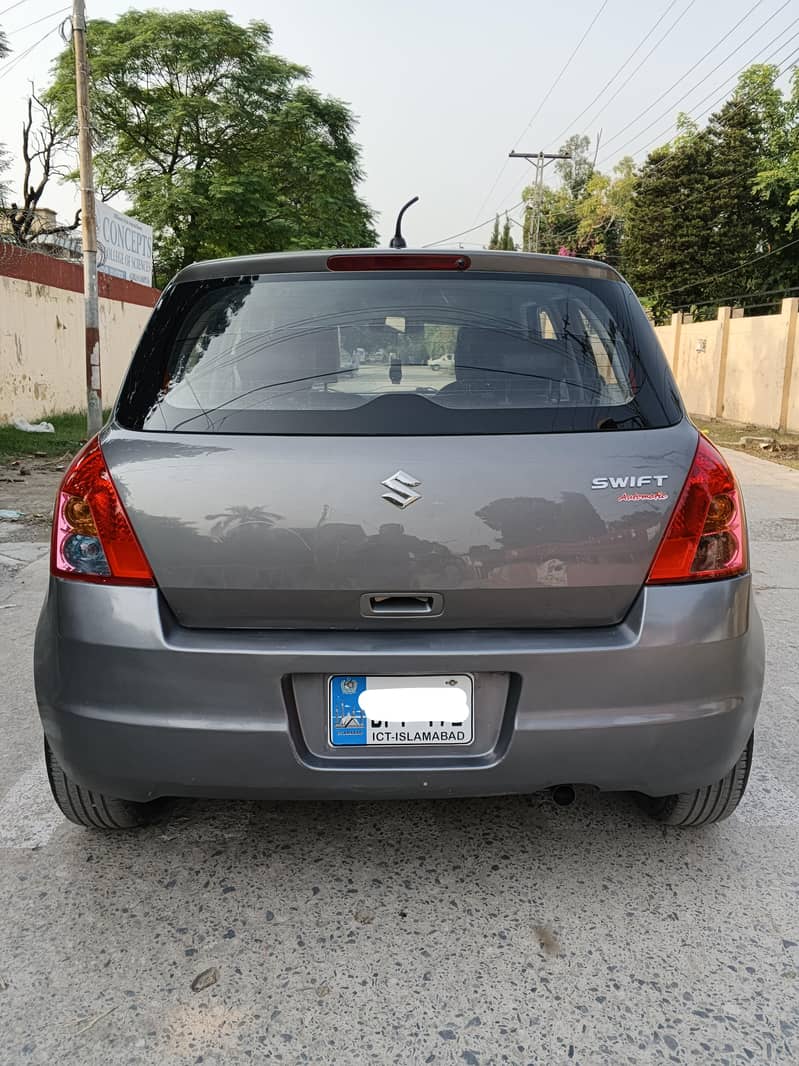 Suzuki Swift 2011 Automatic 1