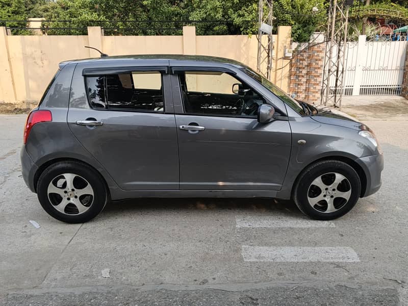 Suzuki Swift 2011 Automatic 12