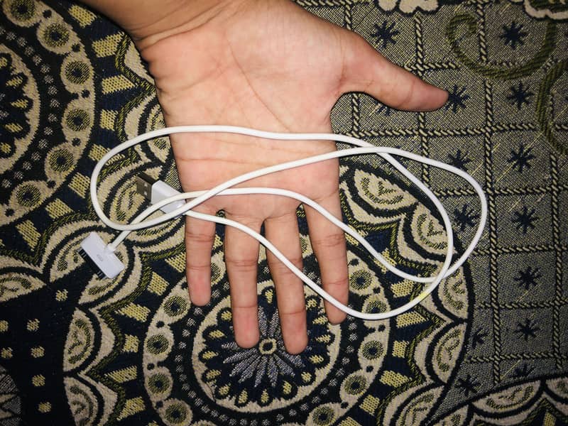 ipad_APPLE. . . . . . 3