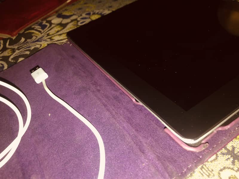 ipad_APPLE. . . . . . 6