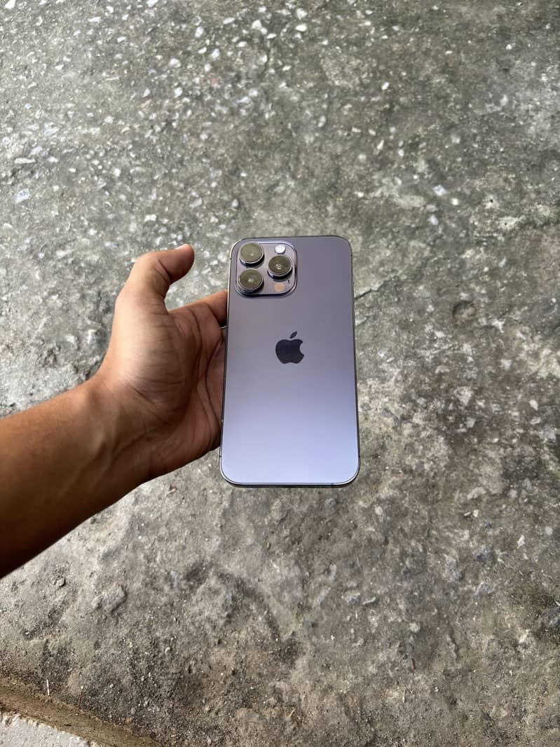 Iphone 14 pro max 0