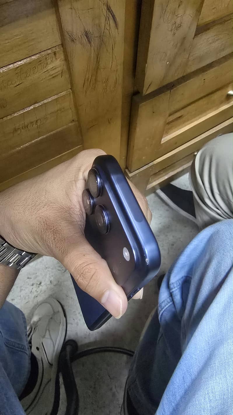 Apple iPhone 17 Pro 2