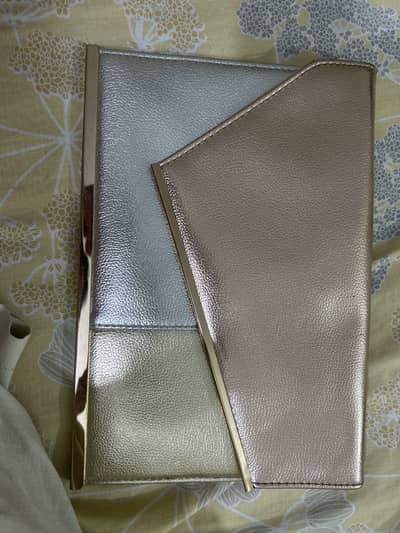 Clutch for Sale – Good Condition
