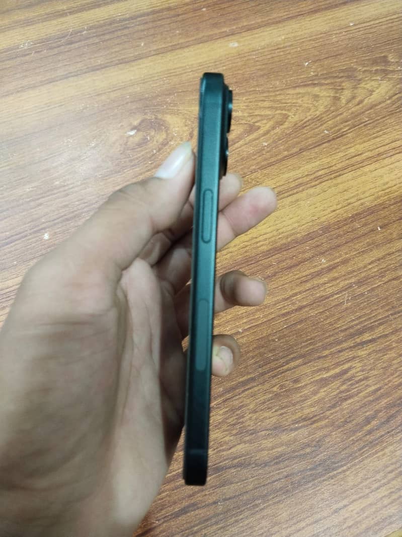 Apple iPhone 15 1