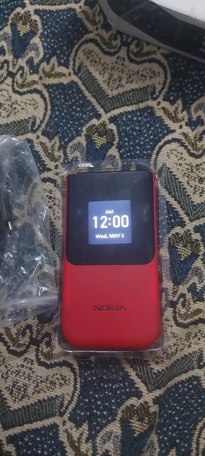 Nokia 2720 Flip