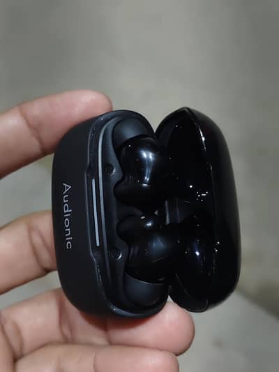 Audionic 850 earbuds
