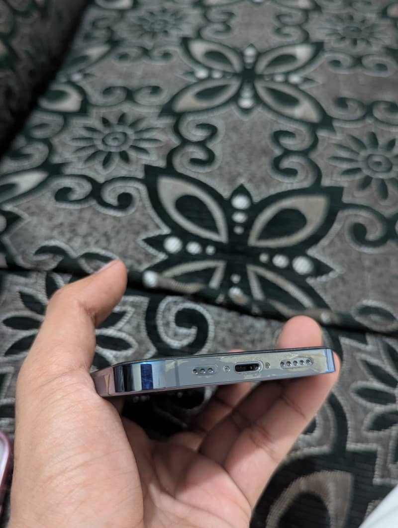 iPhone 13 Pro (JV) 4