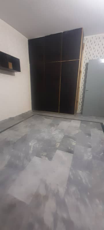 3 MARLA 1ST FLOOR GOSHA E AHBAB PHASE 3 NEAR ANWAR MARKET MANDI STOP MULTAN ROAD LHR