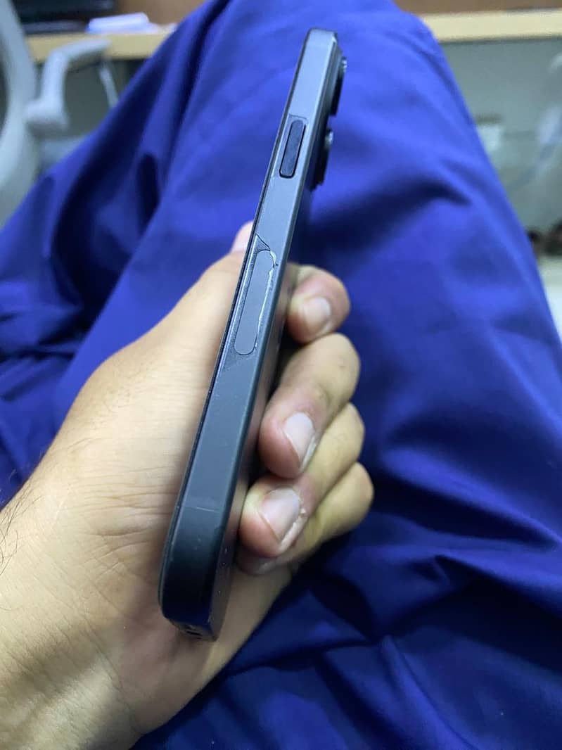 Apple iPhone 15 2