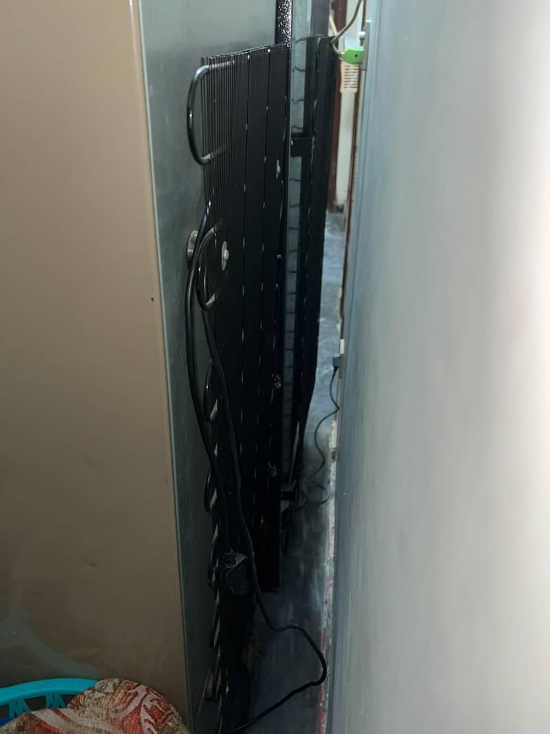 waves Fridge 5