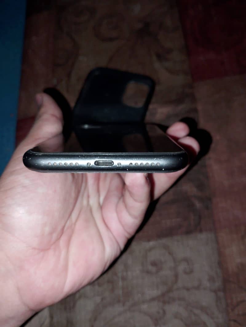 Apple iPhone 11 1