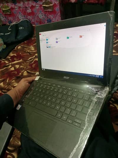 Acer C771 Chromebook Touchscreen 4/32
