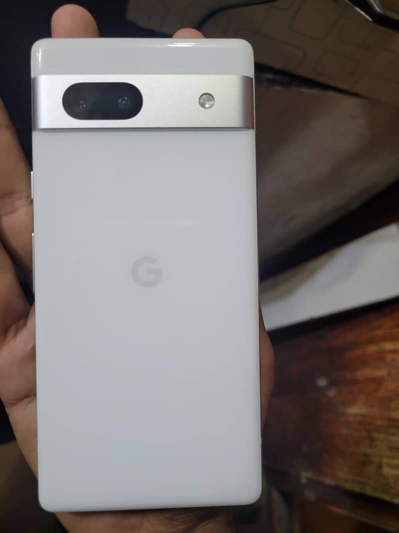 Google Pixel 7a 1