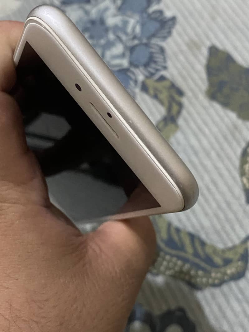 Apple iPhone 8 2