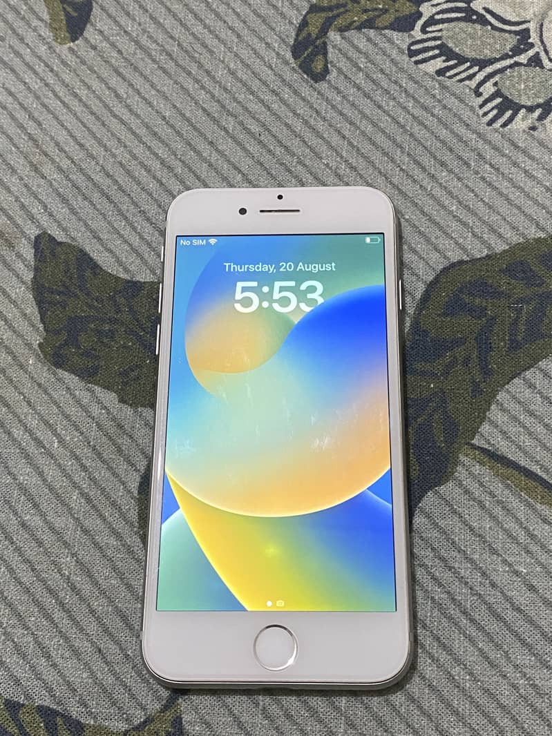 Apple iPhone 8 5
