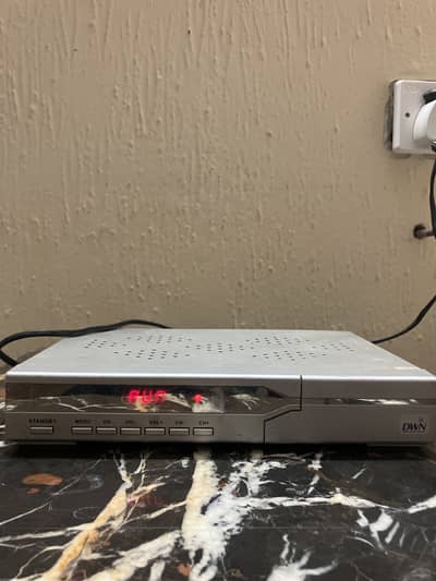 DWN DISH ANTENNA for TV with antenna and DWN(no remote)