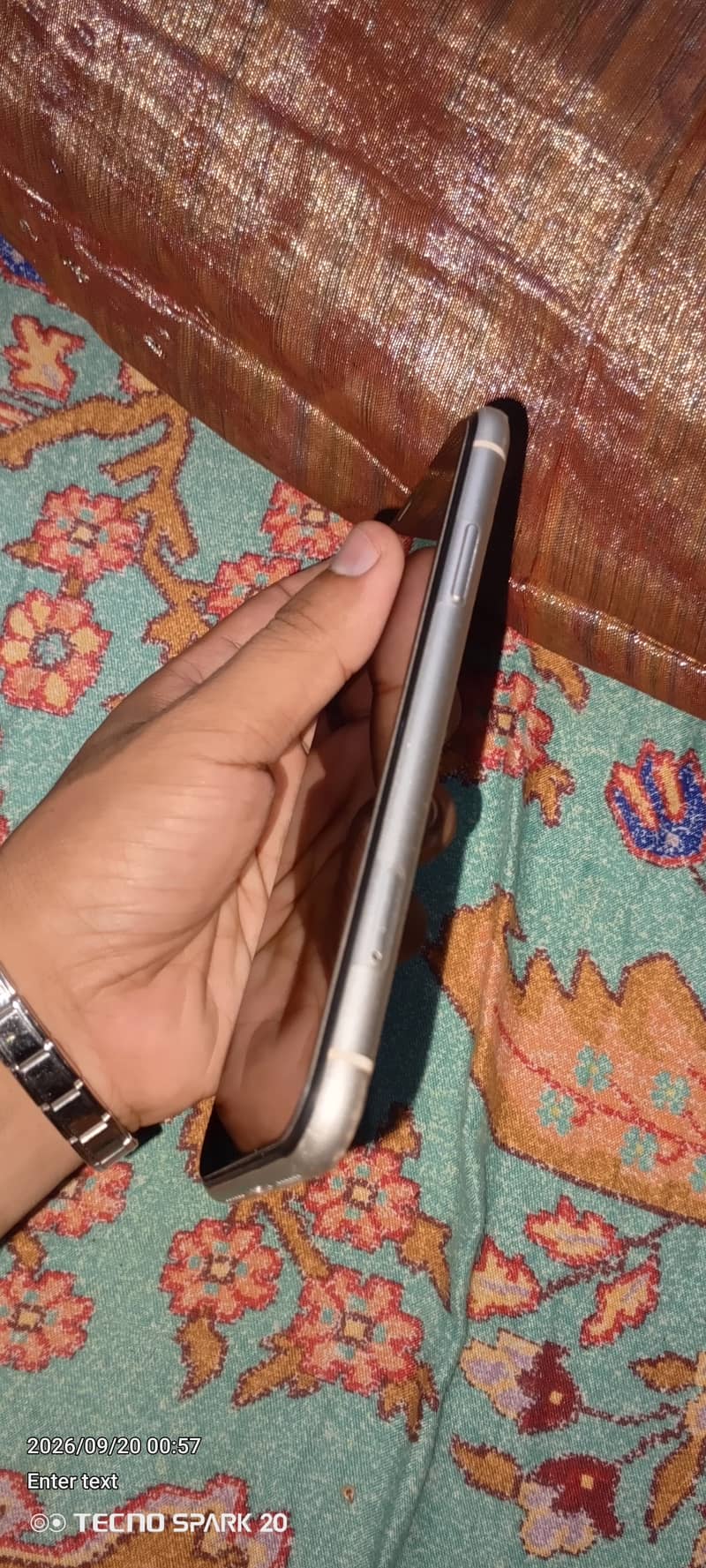 Apple iPhone 11 6