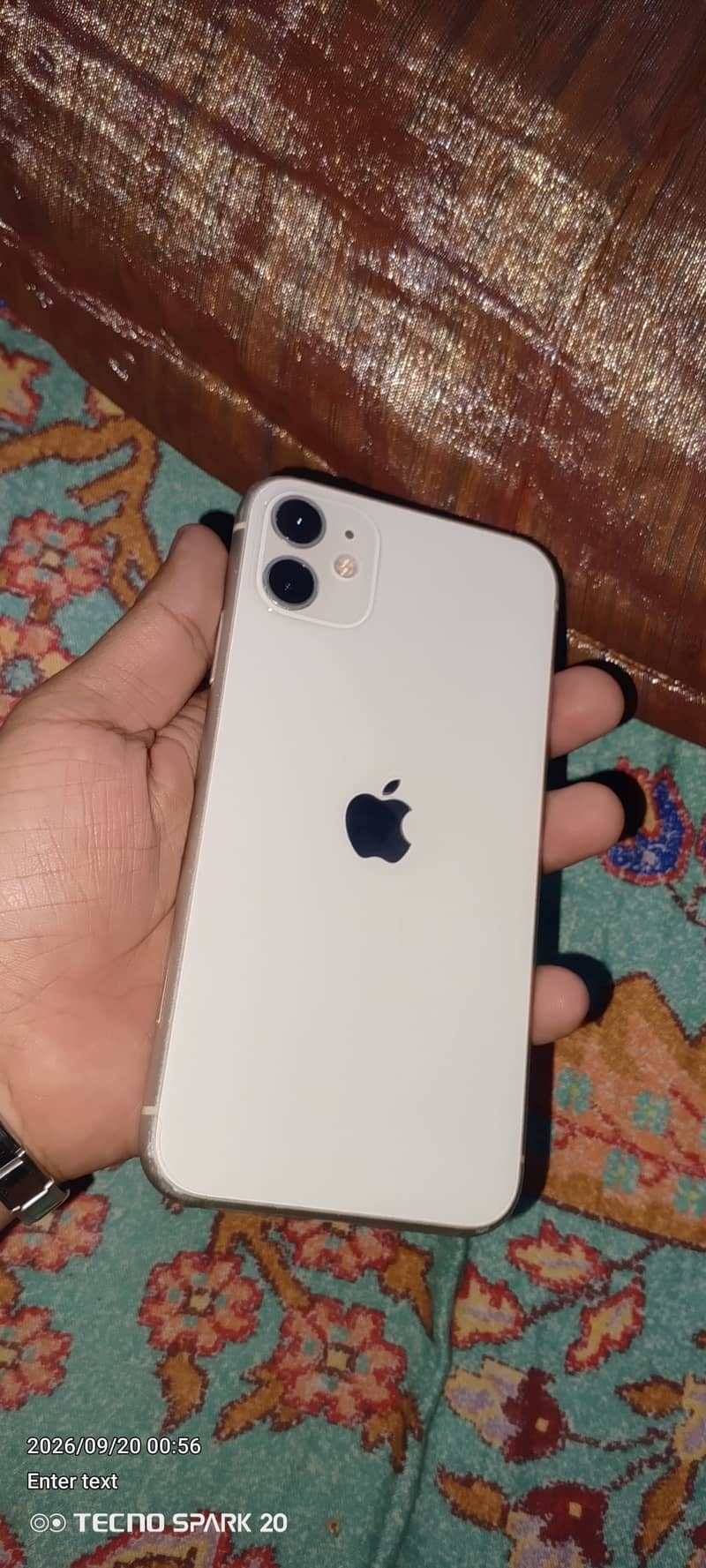 Apple iPhone 11 7