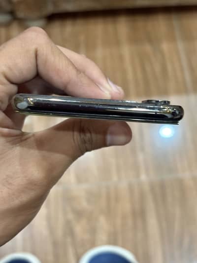 Apple iPhone XS Max (read add)