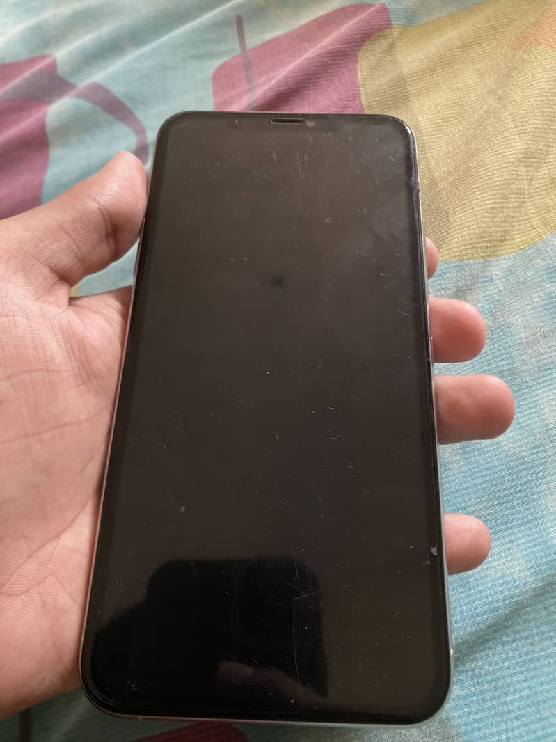 Apple iPhone 11 Pro Max 1
