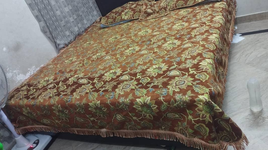 used bed sheet 2
