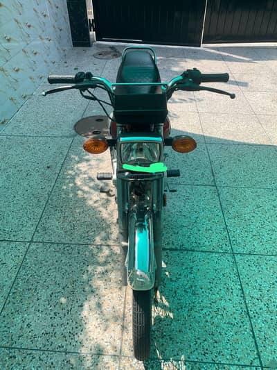 2025 model,2026 registered, excellent condition