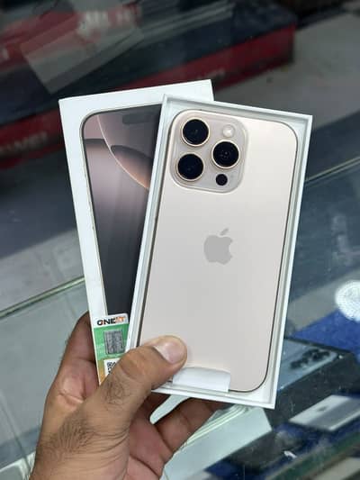 Apple iPhone 16 Pro Max