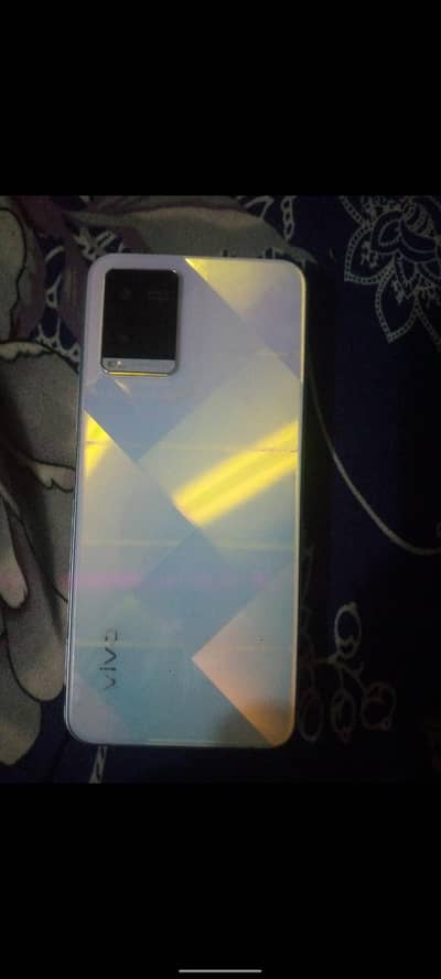 Vivo Y21