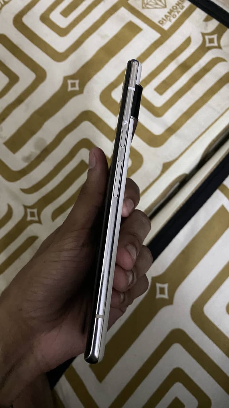 Google Pixel 6 Pro 2