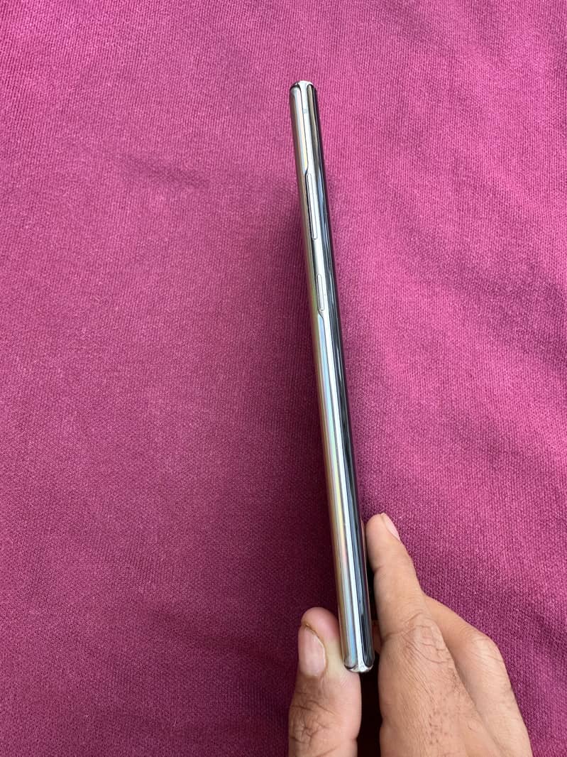 Samsung Mobile Note 10 Plus 1